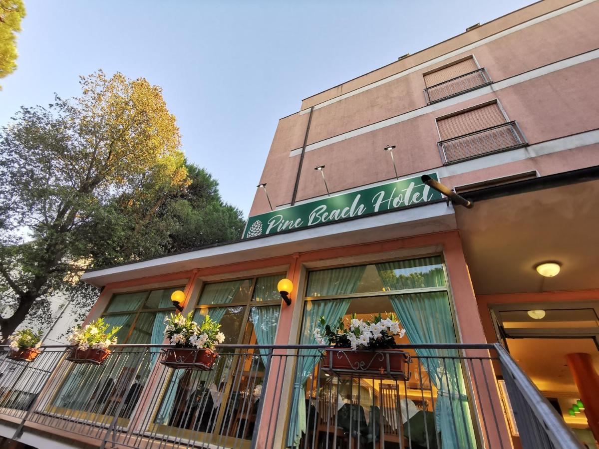 Hotel Pine Beach Rosolina Mare Extérieur photo