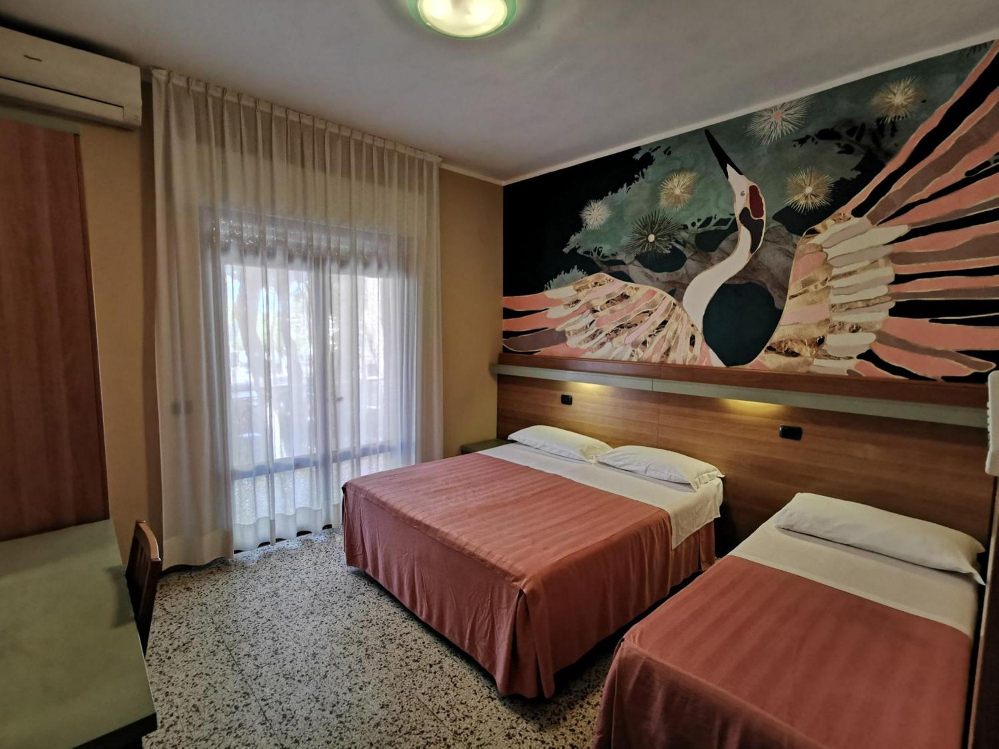 Hotel Pine Beach Rosolina Mare Extérieur photo