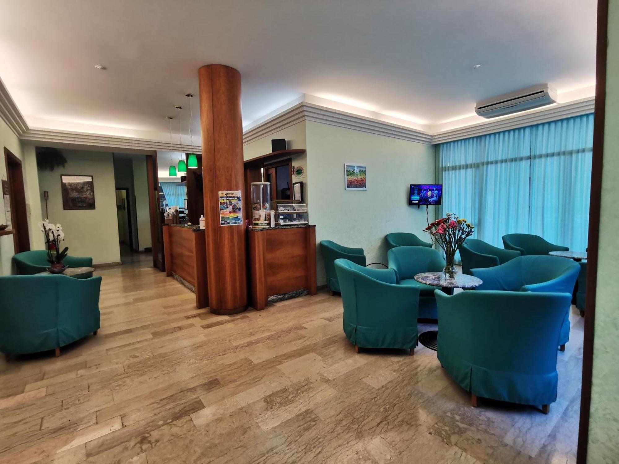 Hotel Pine Beach Rosolina Mare Extérieur photo